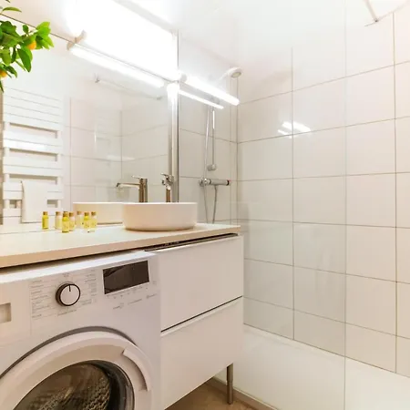 Select'sohome - Situe Au Coeur Du Lavandou A Quelques Pas De La Avec Garage Prive ! - 3 Etoiles - Alba-48 Le Lavandou