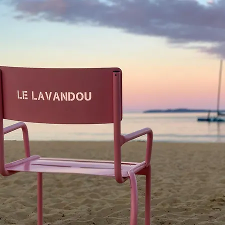 Apartment Select'sohome - Idealement Situe Au Coeur Du Lavandou A Quelques Pas De La Avec Parking Prive ! - 3 Etoiles - Alba-48 Le Lavandou